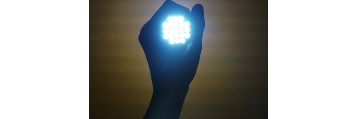 LED Grow Lampe – Welche Vorteile hat die neue Beleuchtung? - LED Grow Lampe: Effiziente Pflanzenbeleuchtung